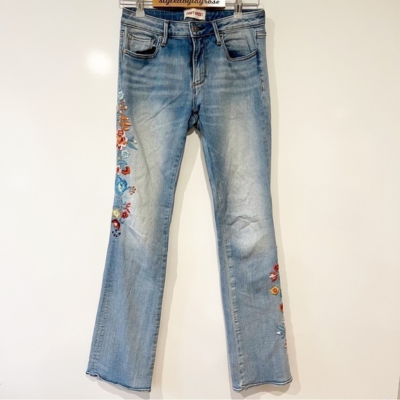 DRIFTWOOD Kelly Floral Embroidered Flared Jeans - Picture 3 of 13